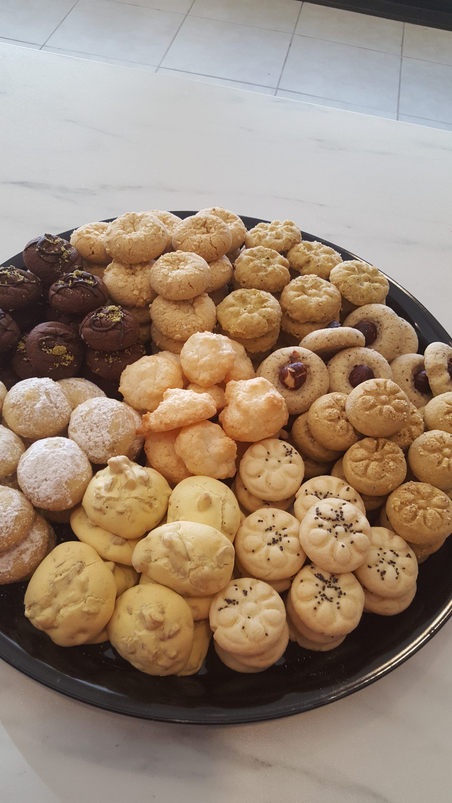 Cookies-On-A-Platter-Bakery