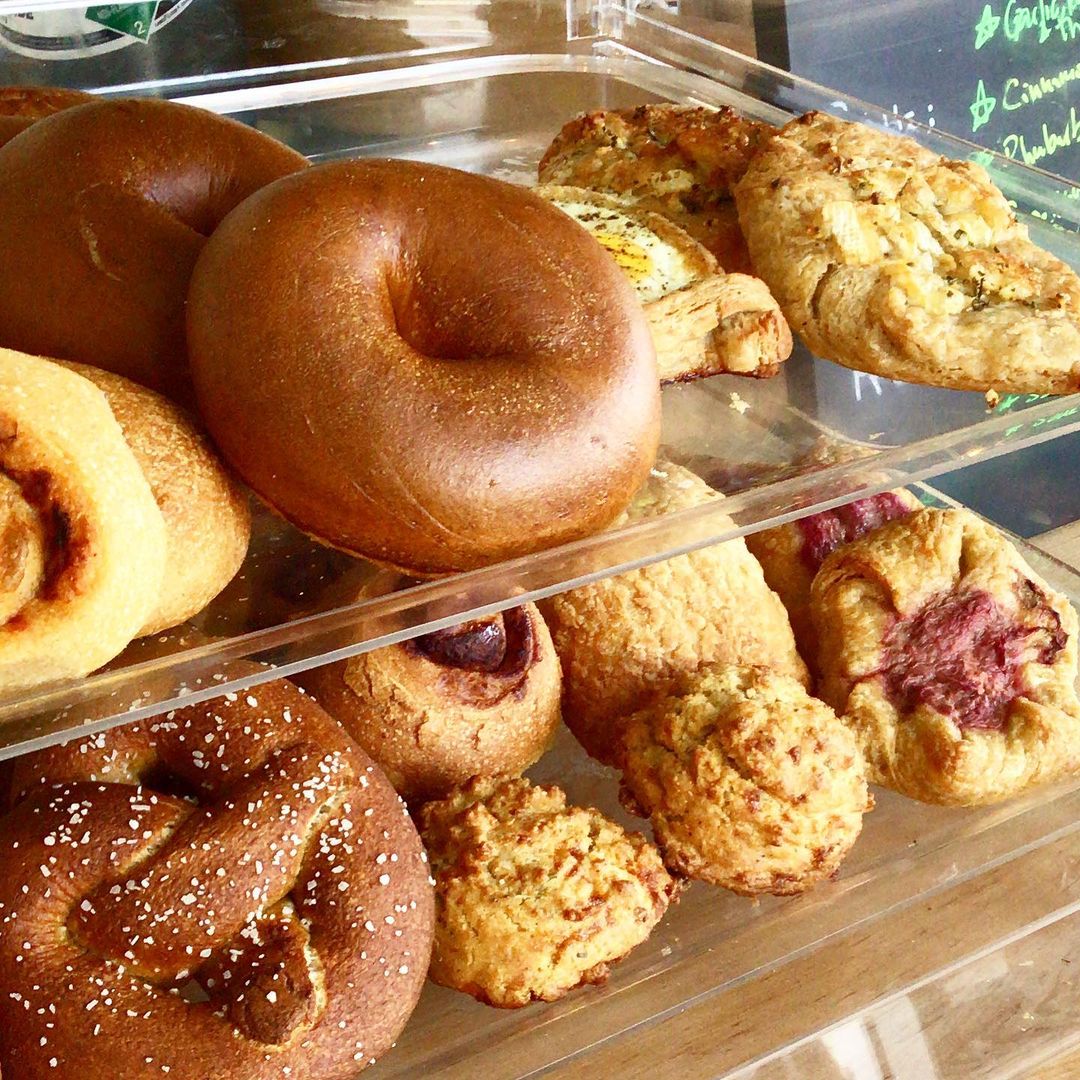 Bagels Pretzels And Sweets Cafe